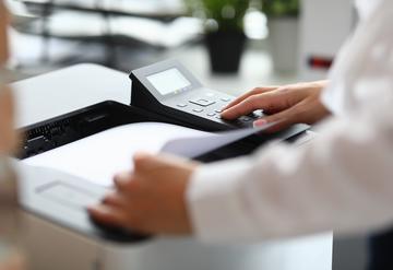 detailed pic of hand on printer